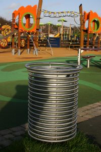 Stainless steel litter bin
